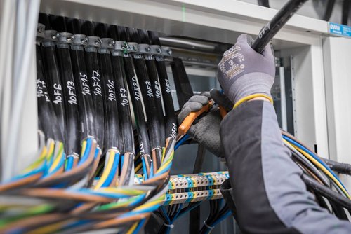 Kabel und Leitungen eww Anlagentechnnik Kabel und Leitungen