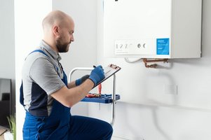 Installateur Gerätewartung Heizung