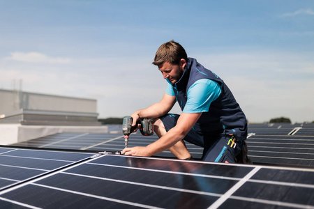 Monteur Photovoltaik-Anlage Monteur Photovoltaik-Anlage
