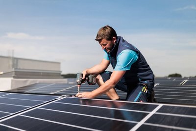 Photovoltaik Monteur eww