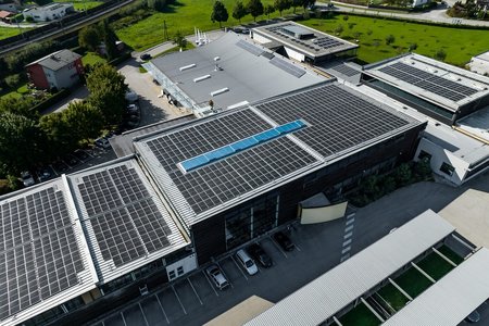 Photovoltaik-Anlage Firma Strumpfl